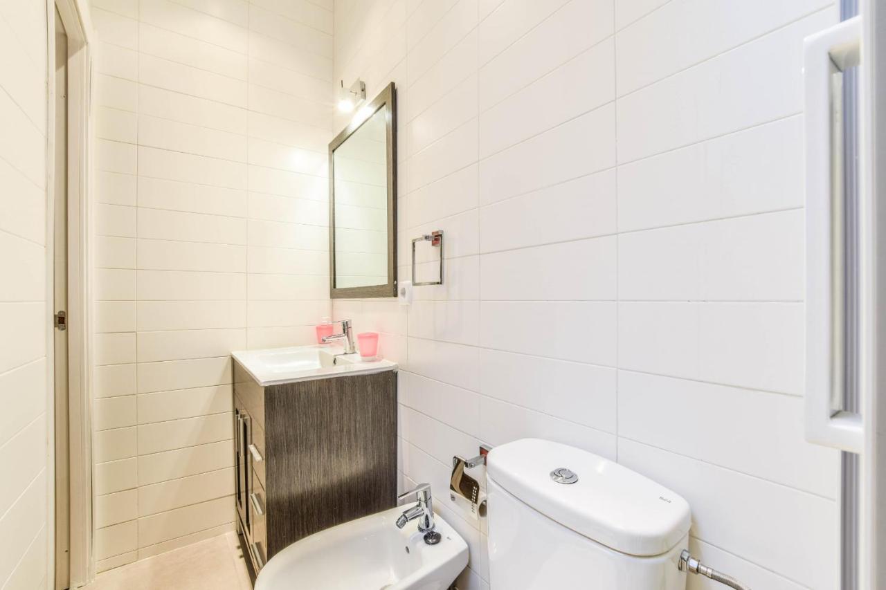 Apartamento En Chueca Apartment Madrid Luaran gambar